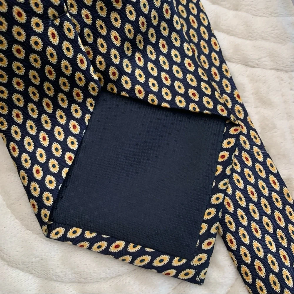 Stanley Blacker Black and Beige Patterned Tie
